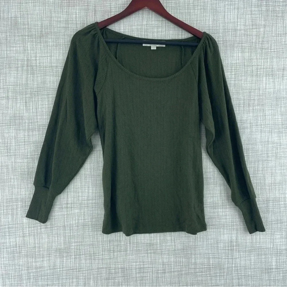 LOFT Sweaters - Loft Womens Size XS Long sleeve pullover light sweater 2354